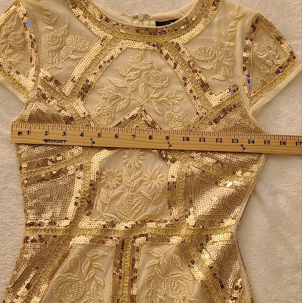 Lulus - Spread Your Shine Gold Sequin Embroidered Bodycon Dress, Small - Picture 12 of 13